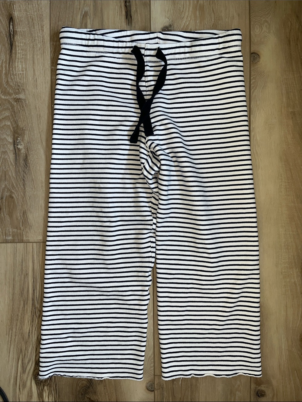 FRANK & EILEEN Striped Catherine Wide Leg  Sweatpants White Navy Cropped Size S